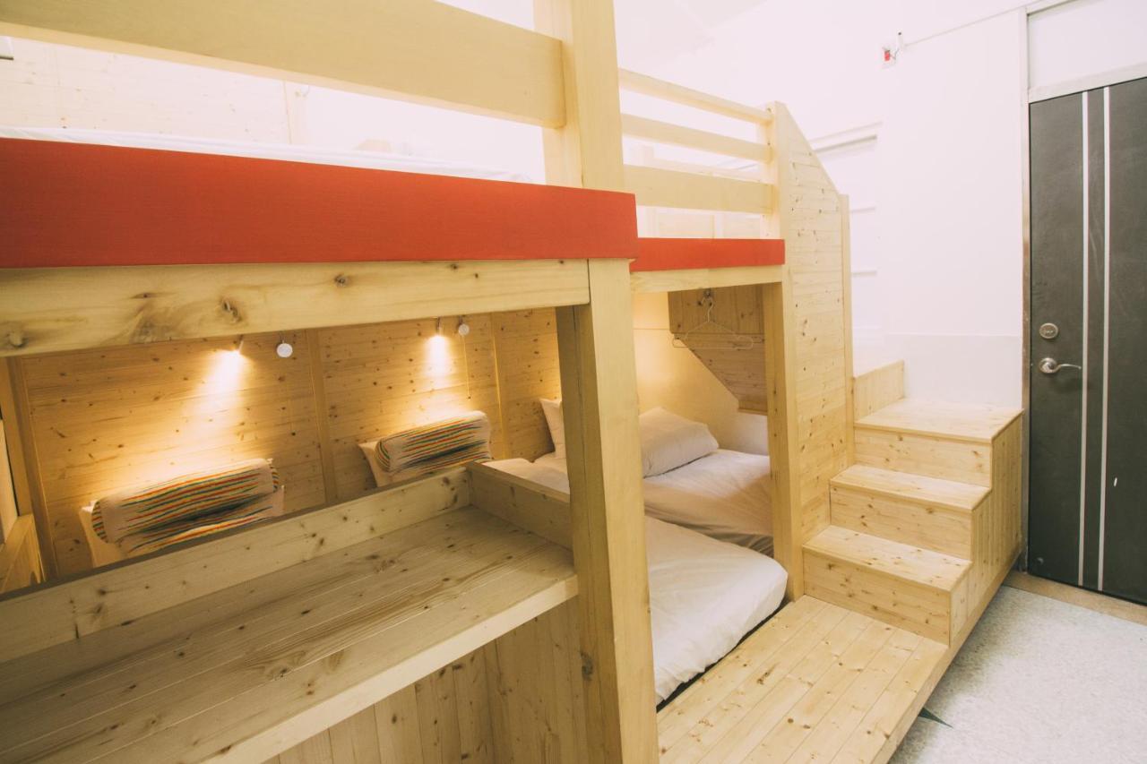 阿信輕旅 Apartment ไถหนาน ภายนอก รูปภาพ