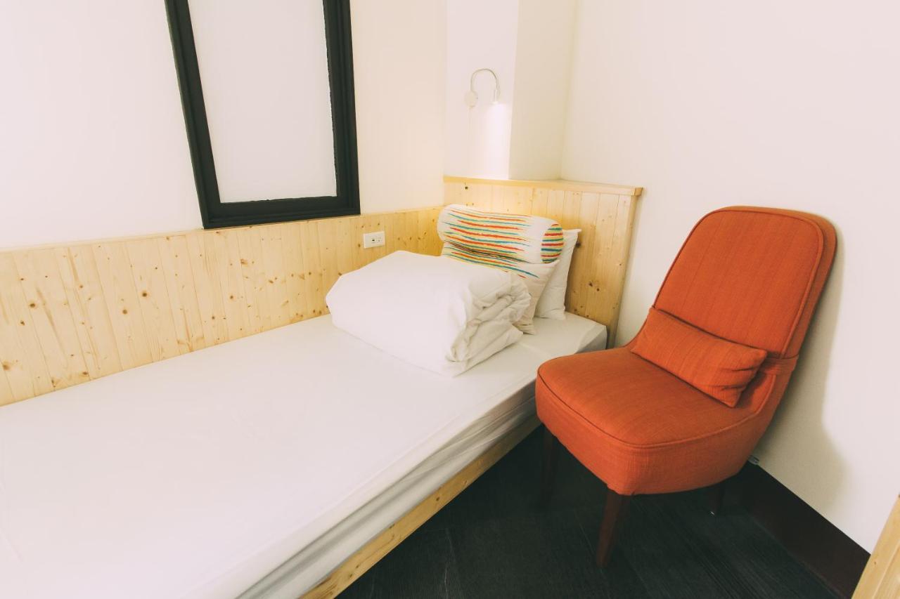 阿信輕旅 Apartment ไถหนาน ภายนอก รูปภาพ
